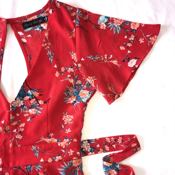 red floral romper, size 9 - Picture 2 of 8